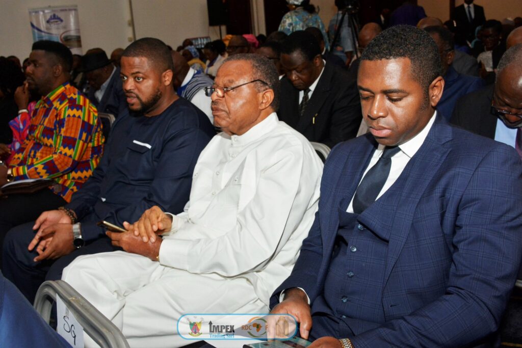 Cérémonie Officielle de Signature Tripartite Etat Du Cameroun - Impex Trading Sarl - Investisseurs