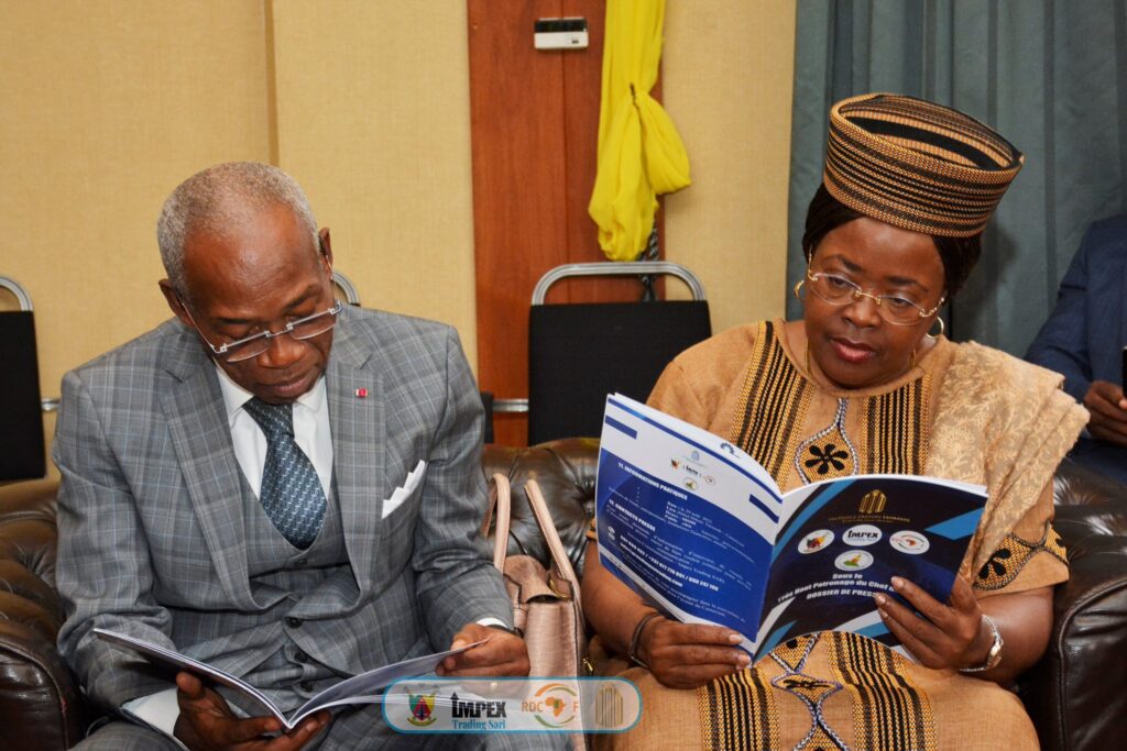 Cérémonie Officielle de Signature Tripartite Etat Du Cameroun - Impex Trading Sarl - Investisseurs