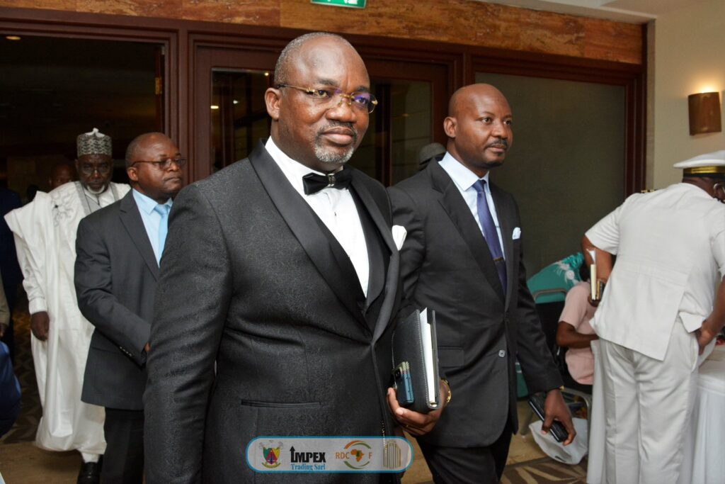 Cérémonie Officielle de Signature Tripartite Etat Du Cameroun - Impex Trading Sarl - Investisseurs