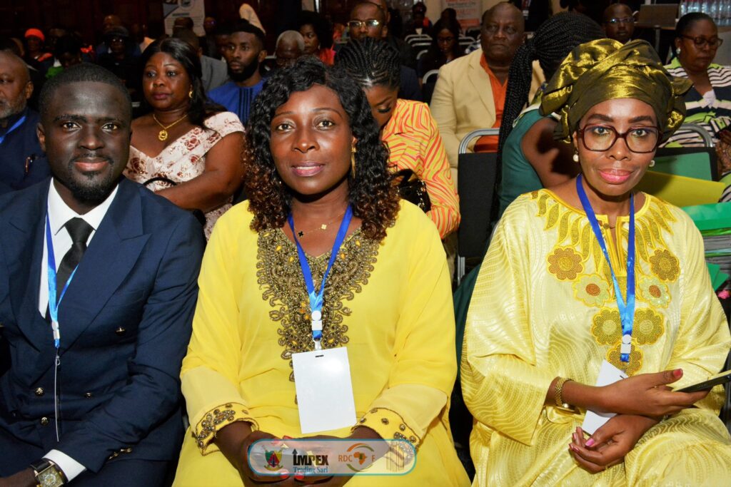 Cérémonie Officielle de Signature Tripartite Etat Du Cameroun - Impex Trading Sarl - Investisseurs