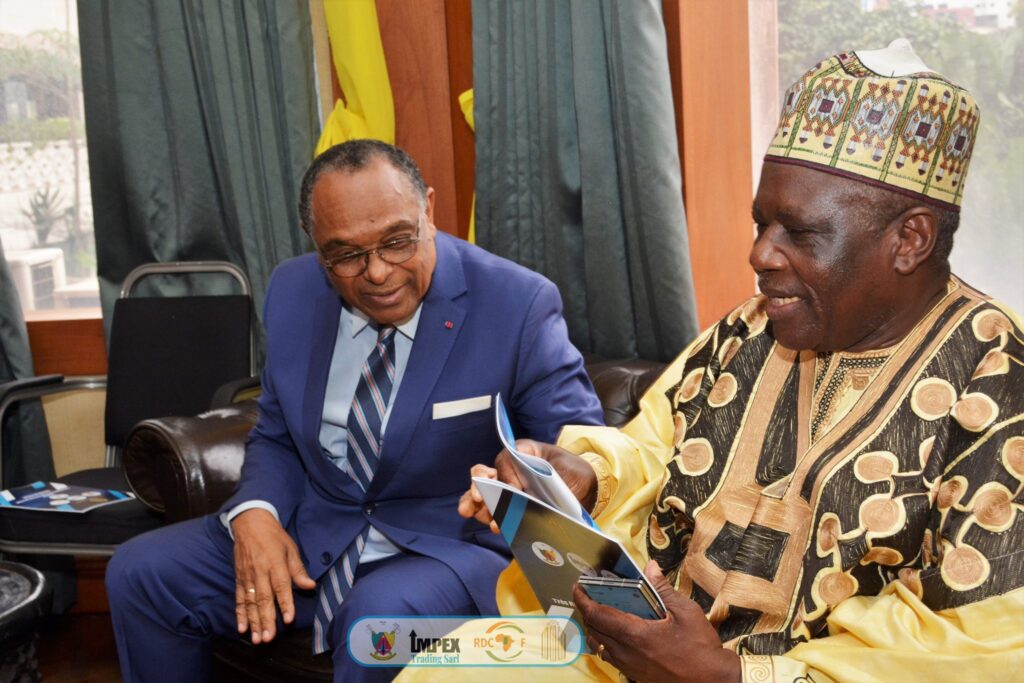 Cérémonie Officielle de Signature Tripartite Etat Du Cameroun - Impex Trading Sarl - Investisseurs