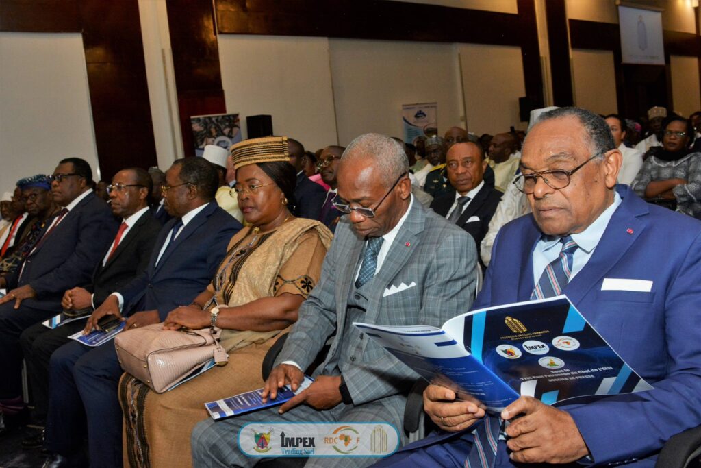 Cérémonie Officielle de Signature Tripartite Etat Du Cameroun - Impex Trading Sarl - Investisseurs
